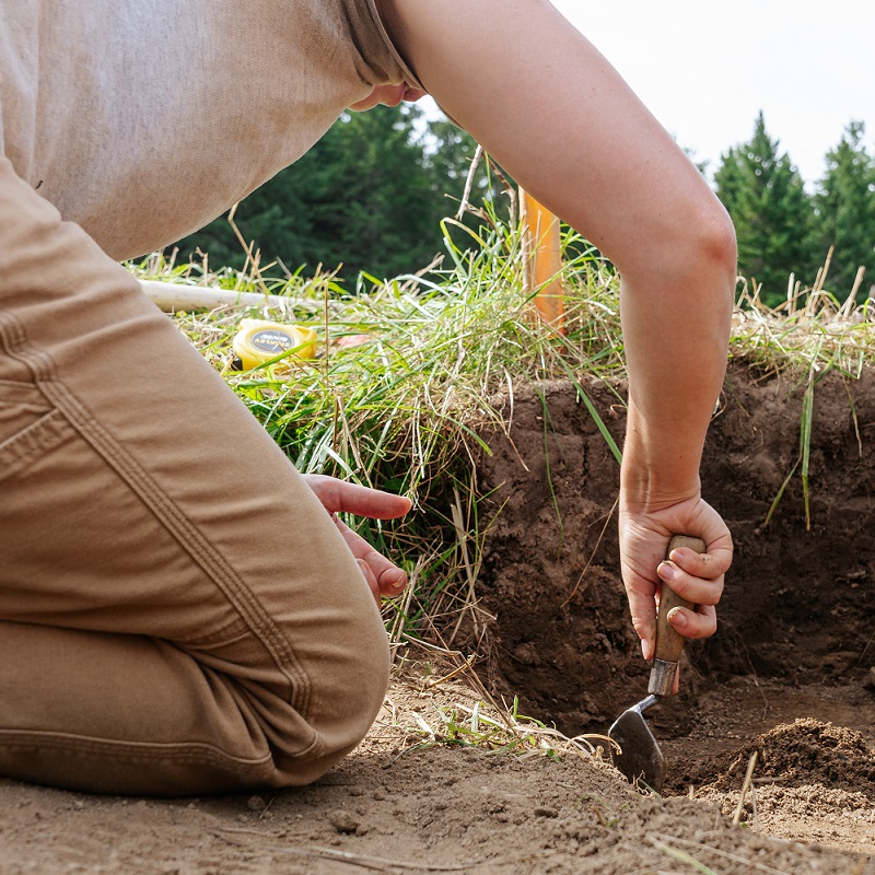 high school student takes part in Boyd Archaeological Field School project